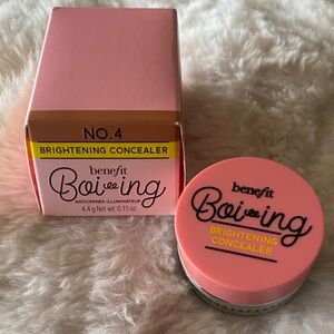 BRIGHTENING CONCEALER BENEFIT